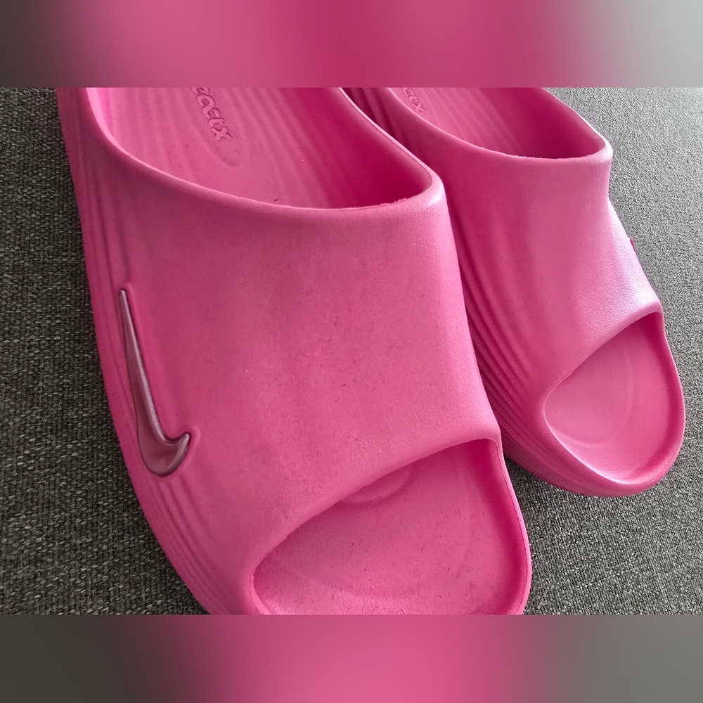 Nike Women’s Pinksicle ReactX Rejuven8 Slides, 7 - Picture 3 of 4